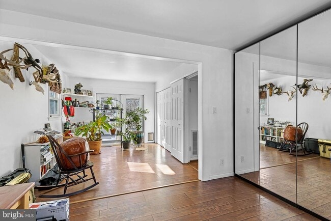 Building Photo - 9 Lakeview Terrace