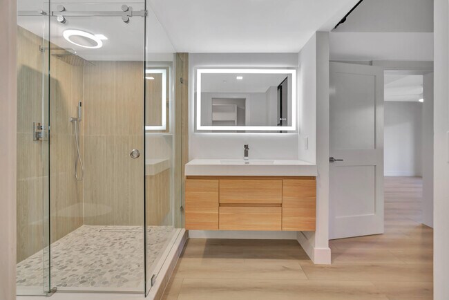 Building Photo - 501 Seafarer Cir