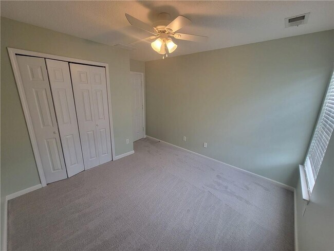 Building Photo - 264 Azalea Cir