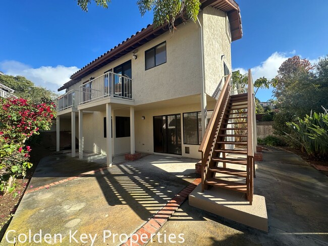 Building Photo - Introducing a charming 3 bedroom, 2.5 bath...