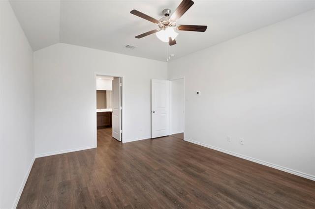 Building Photo - 1006 Honey Maple St