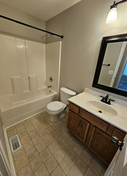 Building Photo - 8709 N 153rd St