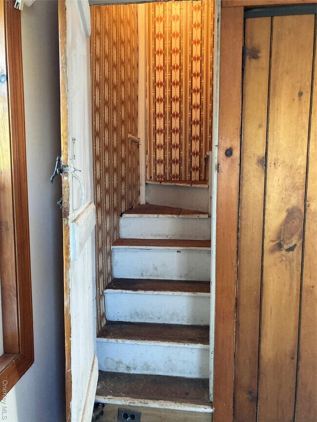 Building Photo - 607 Bull Mill Rd