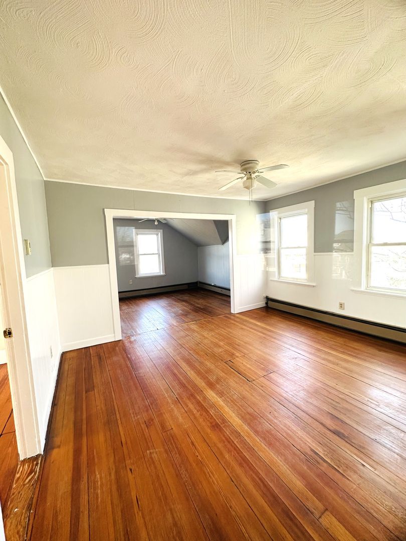 Building Photo - 2 Bernon St