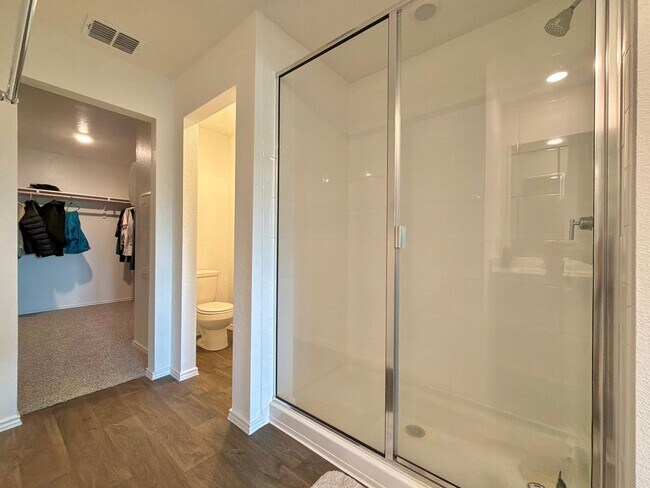 Building Photo - 14812 Afleet Alex St