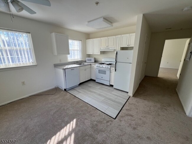 Building Photo - 3203 Vail Rd