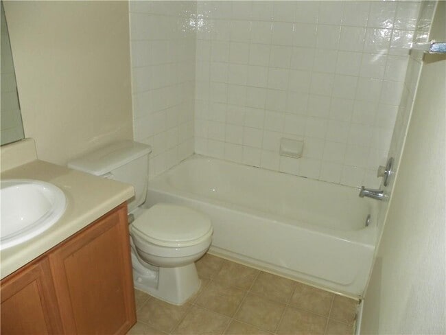 Building Photo - 14001 Cambourne Dr