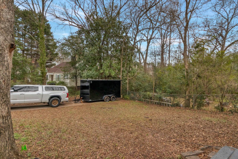 Building Photo - 624 Stokeswood Ave SE