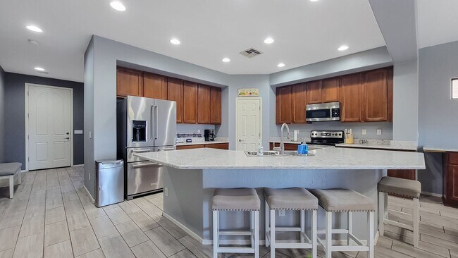 Building Photo - Gorgeous Home with Master Bedroom Downstairs!