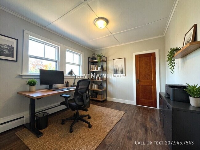 Building Photo - 17 Boutelle Ave