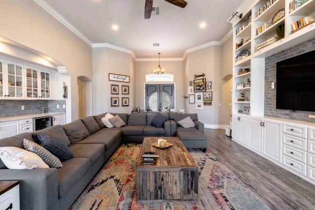 Building Photo - 15263 Presilla Dr