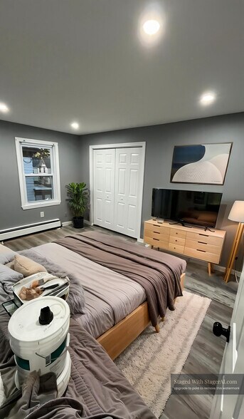 Bedroom 1 - 89 3rd St