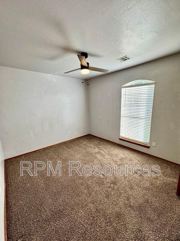 Building Photo - 10309 Banff Way