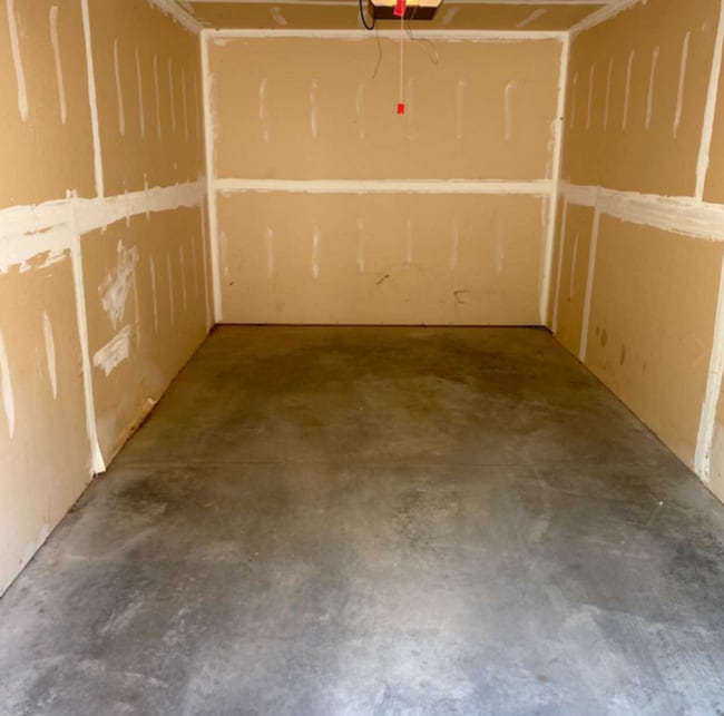 Building Photo - $1,395 | 2 Bedroom, 2 Bathroom Condo | Pets Negotiable* | Available for July 1st, 2026 Move In!