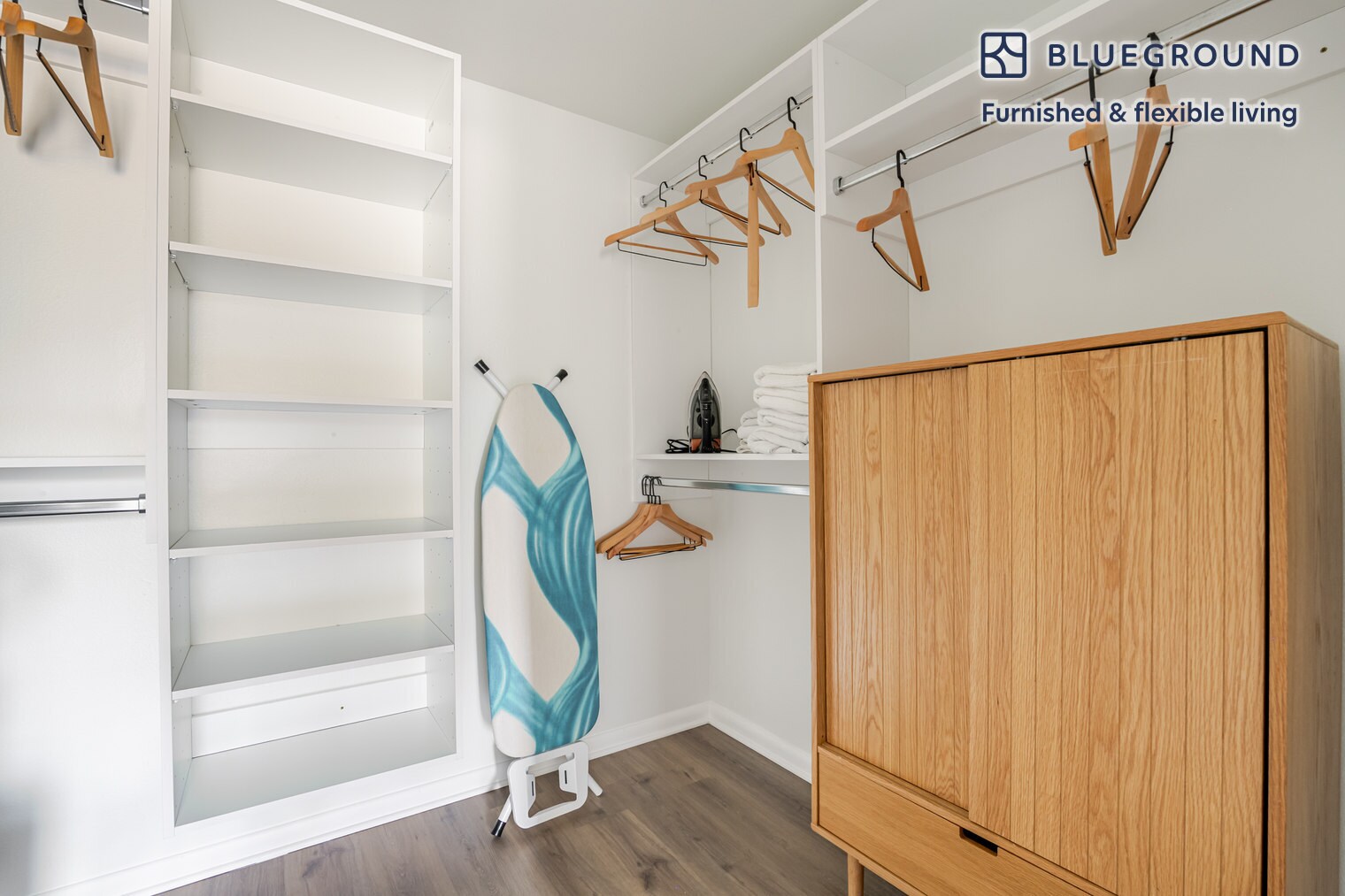 Building Photo - 3001 Esperanza Crossing