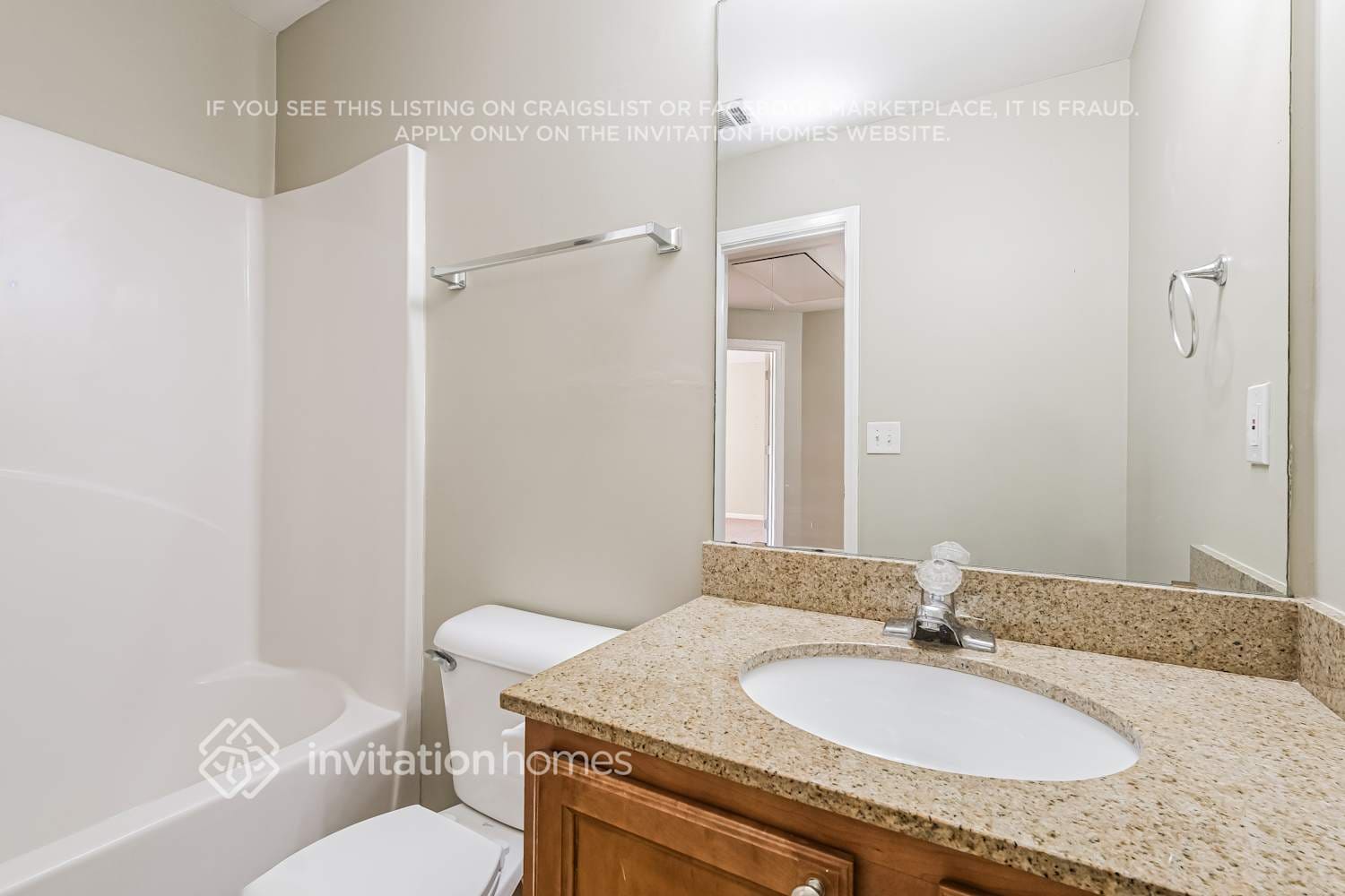 Building Photo - 2076 Barberry Dr