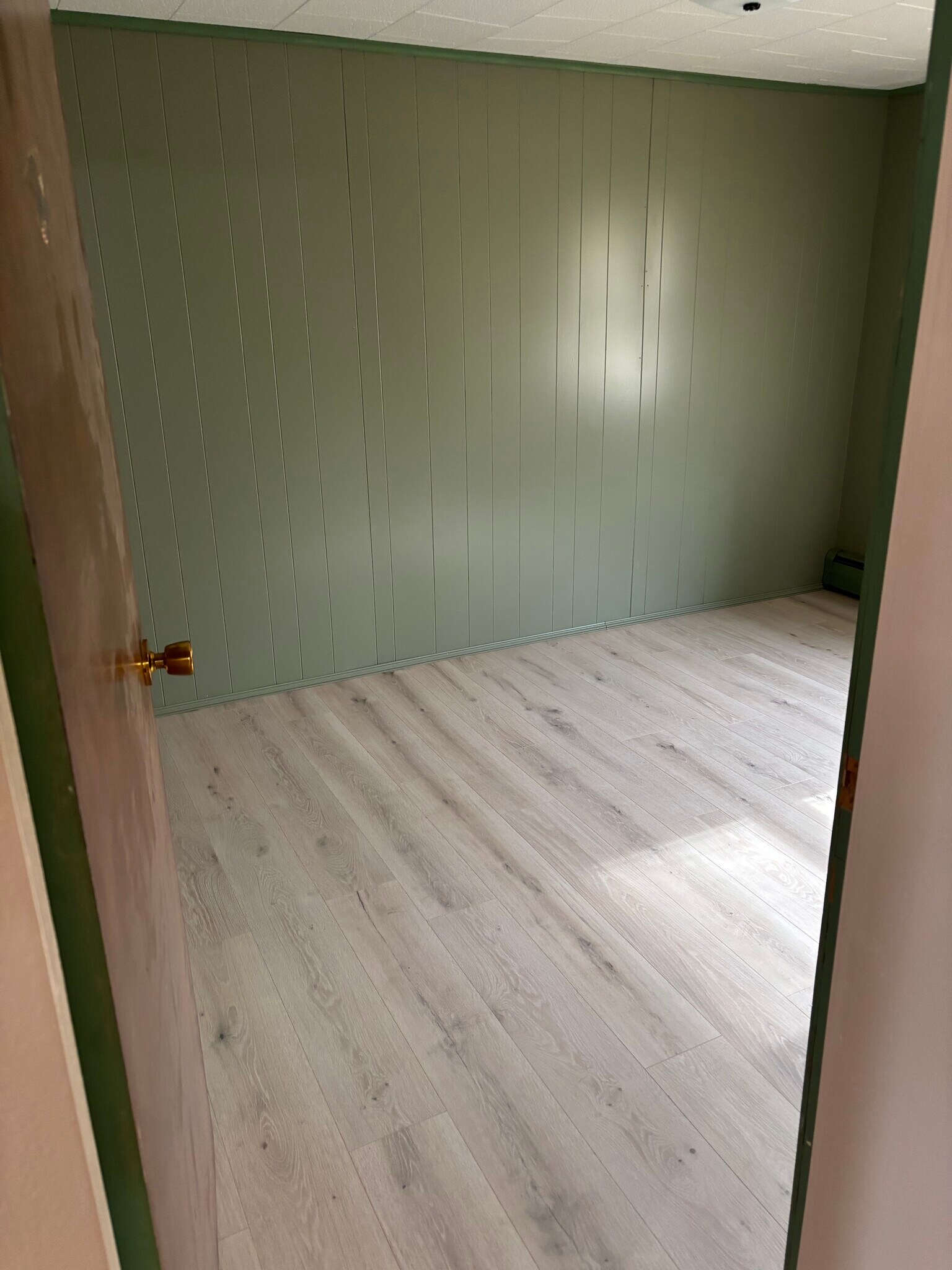 Bedroom/office space - 1 Mars St
