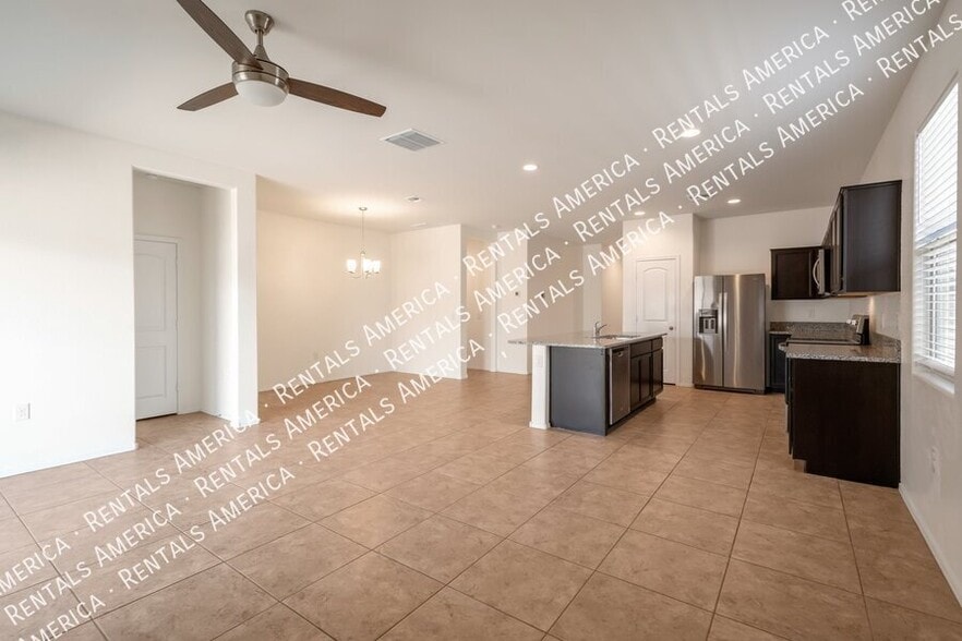 Building Photo - 11664 E Verbina Ln