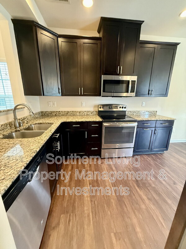 Building Photo - 9516 Birkwood Ct