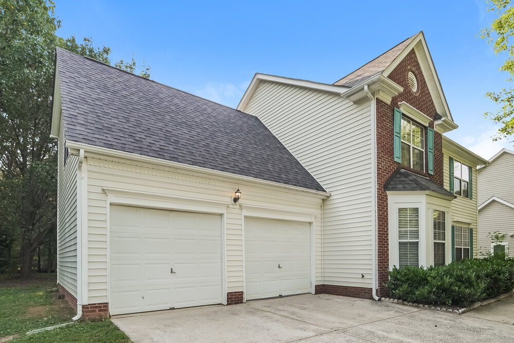 Building Photo - 15009 Arrowgrass Way