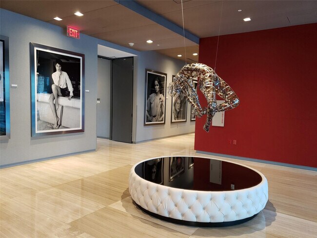 Building Photo - 1080 Brickell Ave