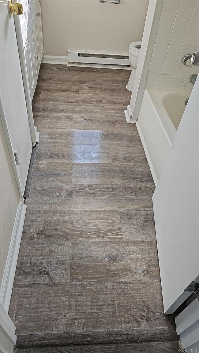 Building Photo - 109 Caesars Ln