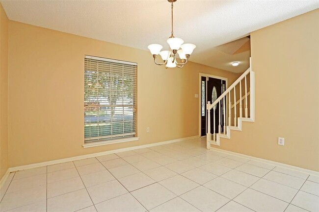 Building Photo - 21611 Cimarron Pkwy