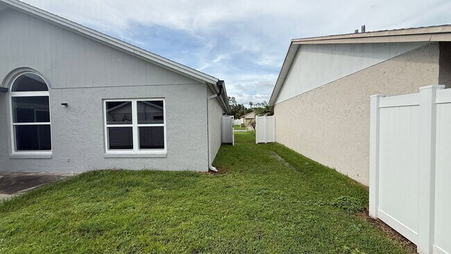 Building Photo - 5390 Warrior Ln