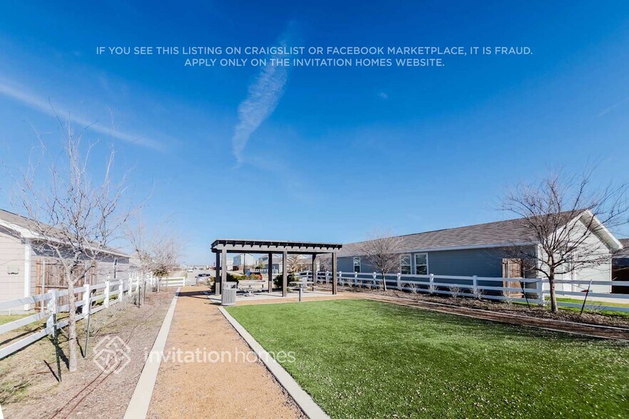 Building Photo - 214 Br Vlg Wy