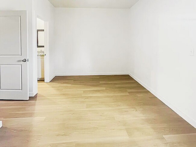 Building Photo - Newly Built 3-Bed Duplex – Bright, Cozy & ...