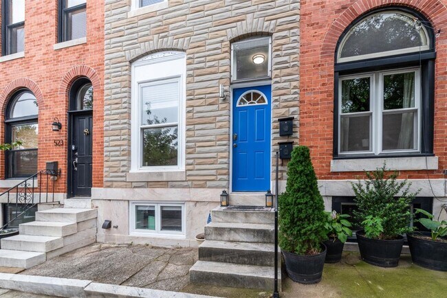 Building Photo - 525 S East Ave