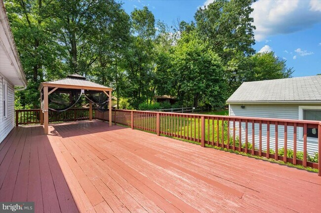 Building Photo - 11584 Liberty Oak Dr