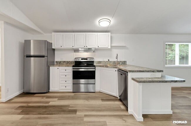 Building Photo - Charming 2BR House in Spanaway