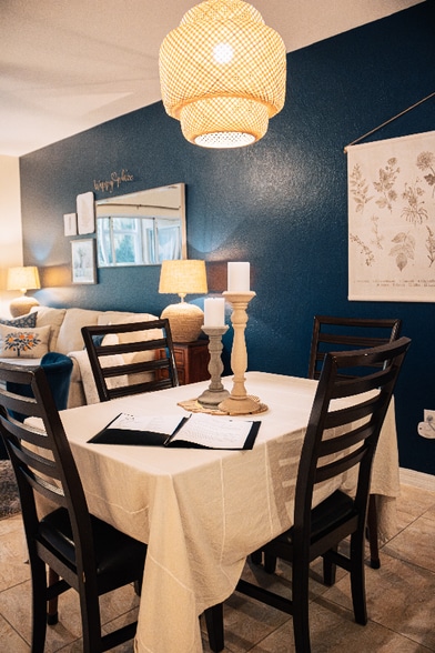 Building Photo - 9175 Celeste Dr