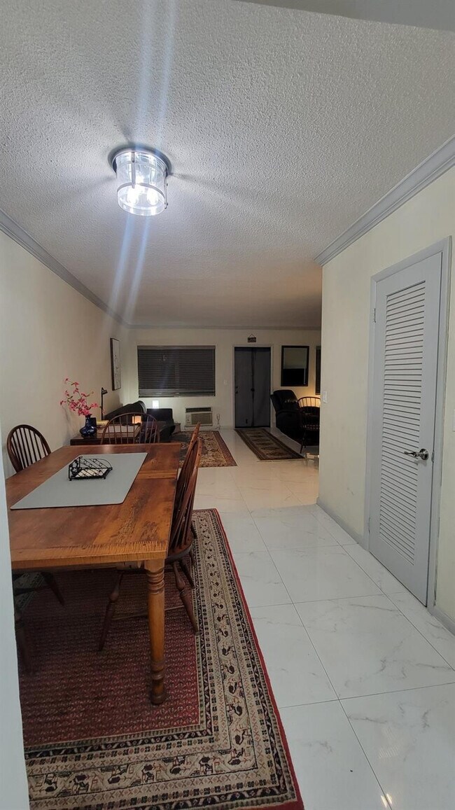 Building Photo - 3701 Tyler St