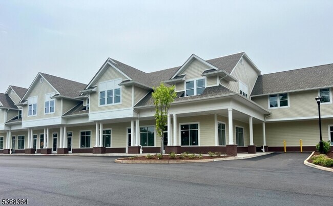 Building Photo - 692 US-206