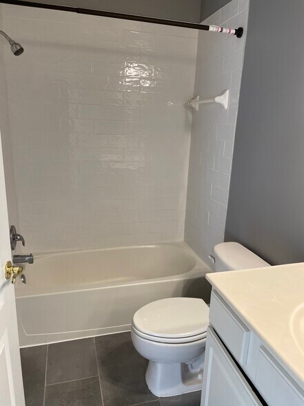 Hall Bathroom - 5540 Lanier Ave
