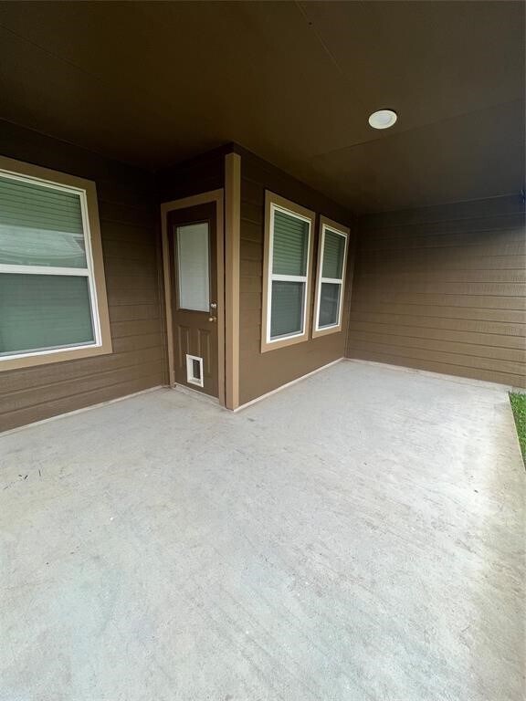 Building Photo - 21210 Fox Hillside Way