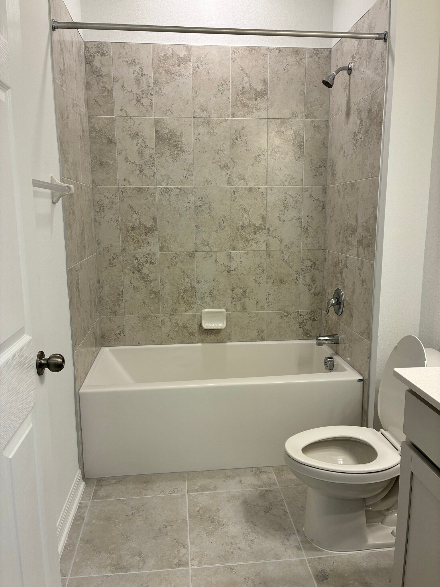 Building Photo - 3258 Autumn Rock Dr
