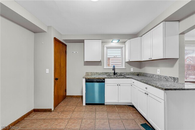 Building Photo - 4706 Dawnshire Ave