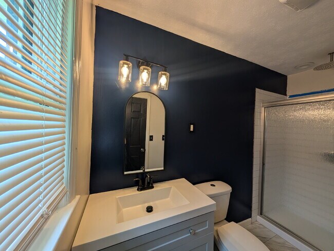 Building Photo - Fully Renovated 3BR/2BA, Fenced Yard, Pet-Friendly — Minutes to Fort Benning — Lawn Care, Pest Co...