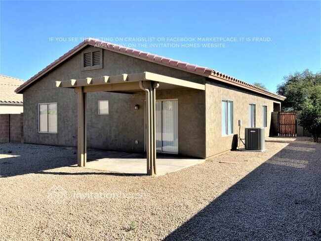Building Photo - 30012 N Desert Willow Blvd