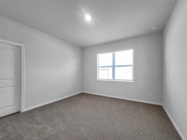 Building Photo - 7518 Thrips Ln