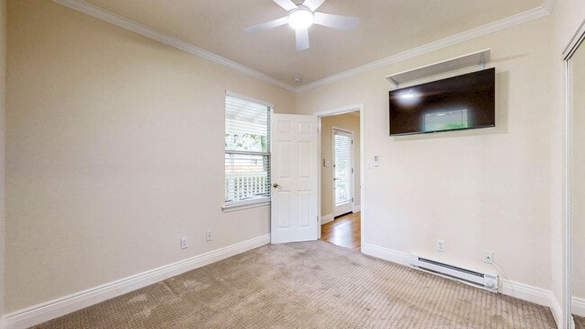 Building Photo - 1133 Edwards St