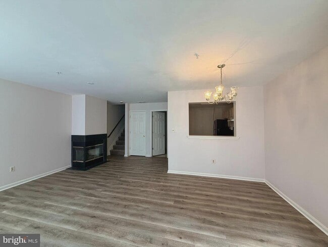 Building Photo - 8906 Mallard Ct
