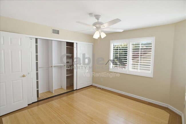 Building Photo - 25344 Irving Ln