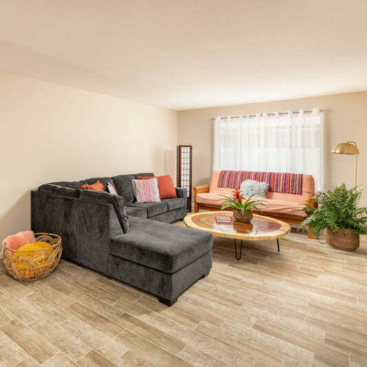 Building Photo - 905 W Berridge Ln