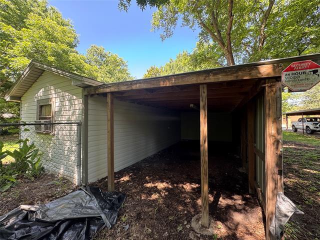 Building Photo - 728 Hilltop Cir