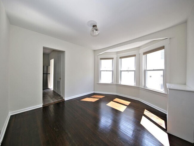 Building Photo - 49 Palisade Rd