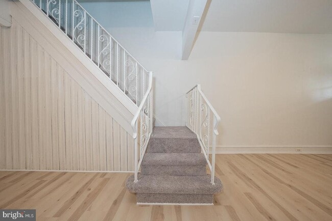 Building Photo - 34 W Durham St